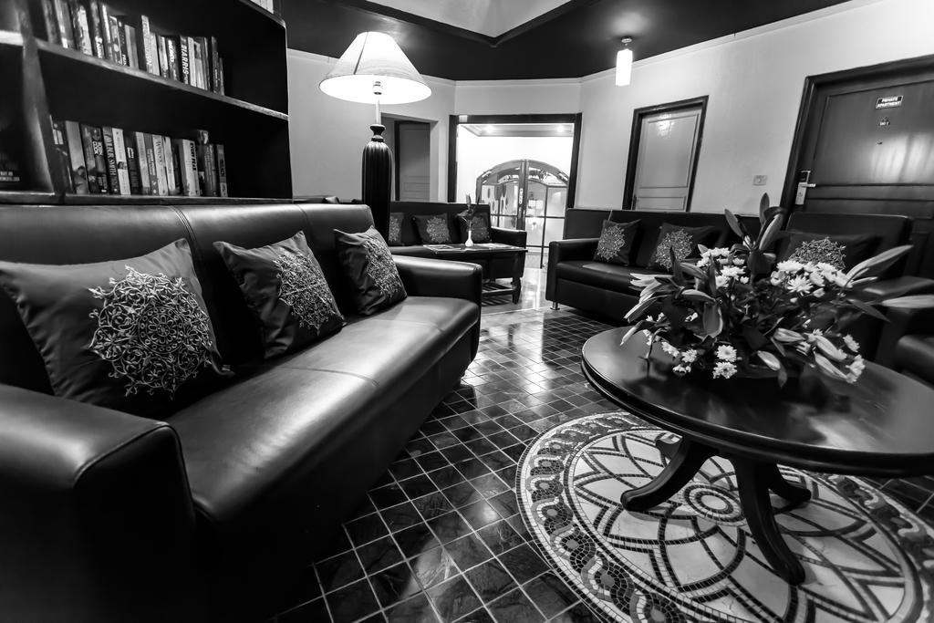 Hm Suites & Studios Бангалор Экстерьер фото